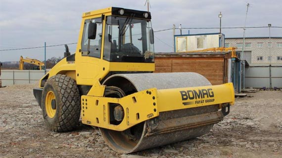 Bomag BW2131 D-4 (12,5 т)